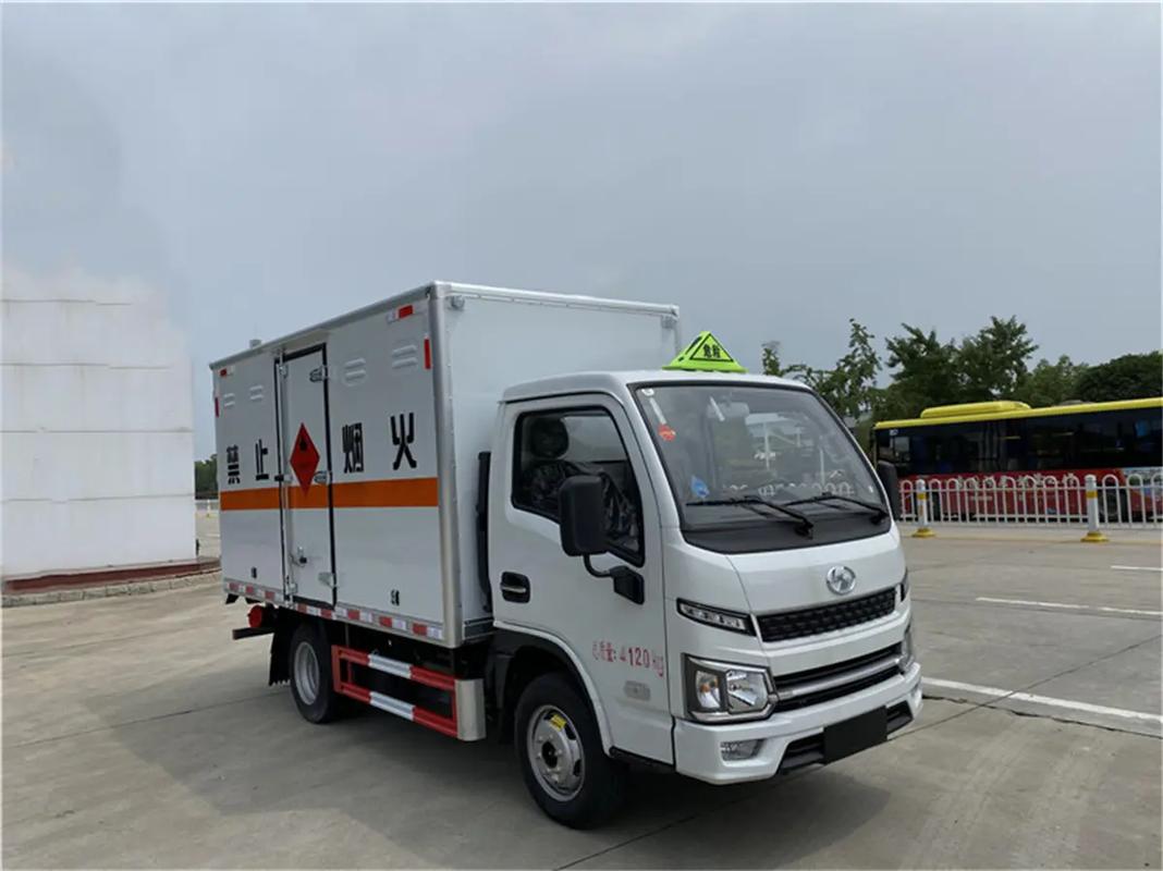 危險品貨運(yùn)都能拉什么危險品貨運(yùn)都能拉什么東西